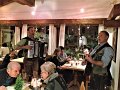 05 Es geht von Tisch zu Tisch